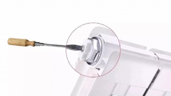 教你如何輕松給暖氣片放氣？